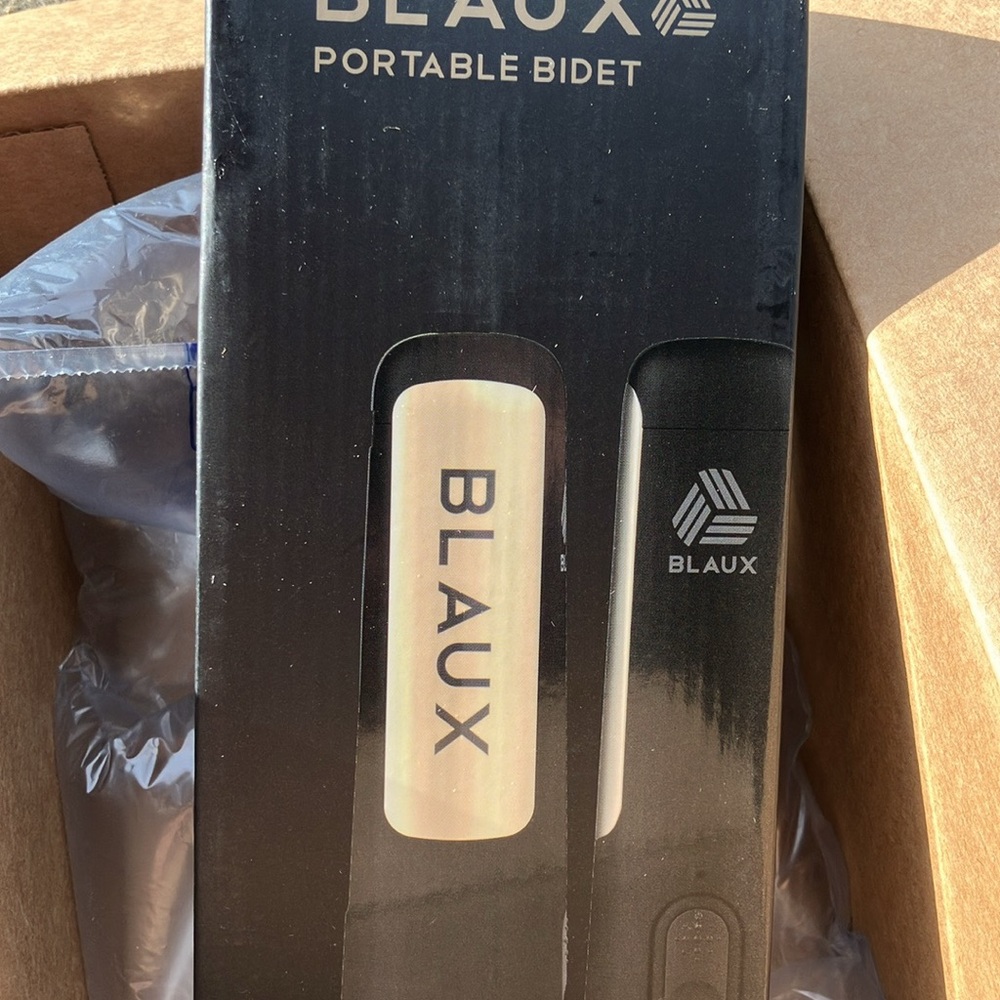 Blaux Portable Bidet in Black
